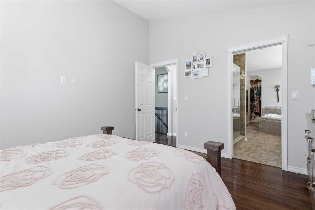 69 Turner Crescent, Red Deer, AB - Indoor Photo Showing Bedroom