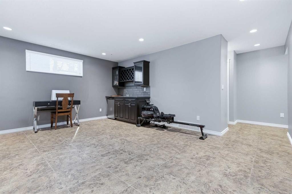 69 Turner Crescent, Red Deer, AB - Indoor