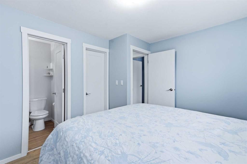 50 Greenham Drive, Red Deer, AB - Indoor Photo Showing Bedroom