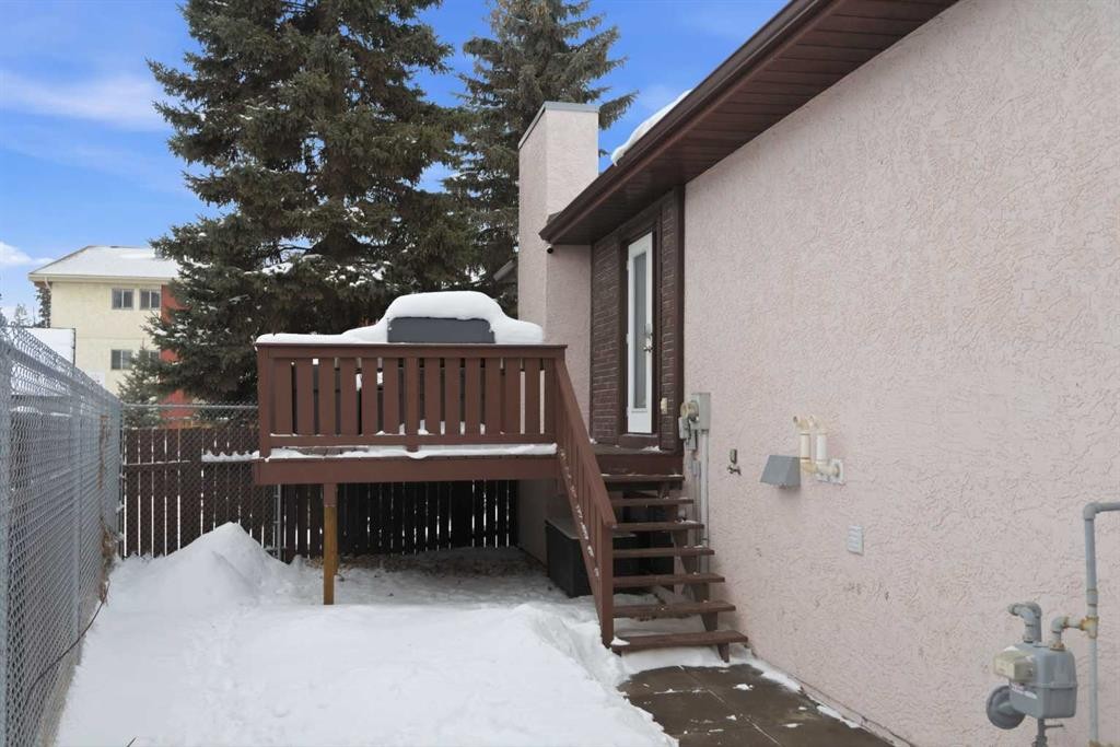 50 Greenham Drive, Red Deer, AB - Outdoor With Deck Patio Veranda
