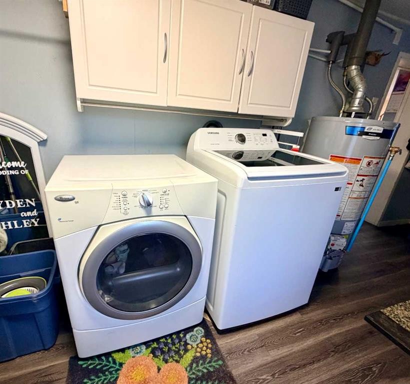 130 2 Avenue, Leslieville, AB - Indoor Photo Showing Laundry Room