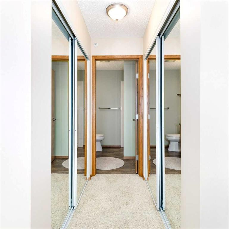 328-18 Averill Street, Red Deer, AB - Indoor Photo Showing Other Room