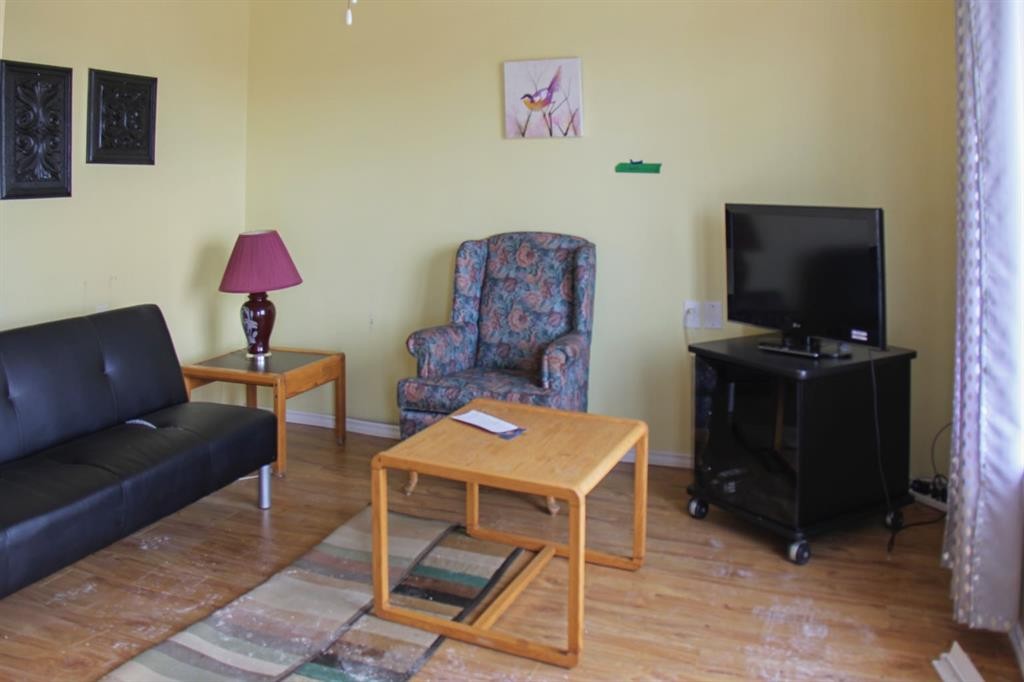 4840 49 Avenue, Irma, AB - Indoor