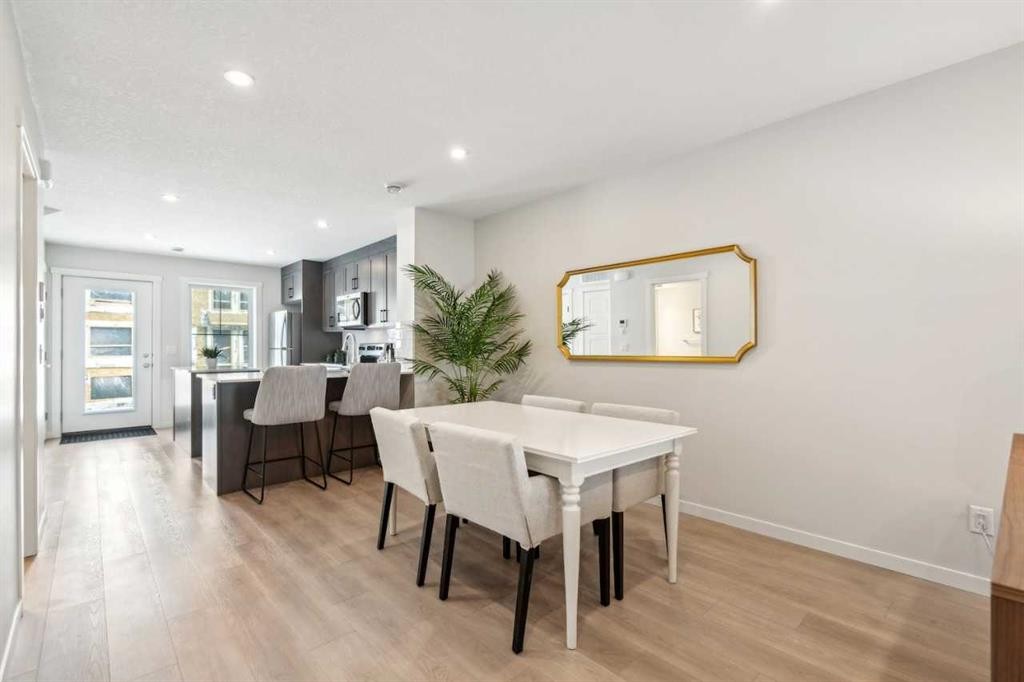 14685 1 Street Ne, Calgary, AB - Indoor Photo Showing Dining Room