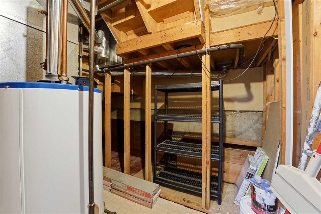 1-96 Holmes Street, Red Deer, AB - Indoor