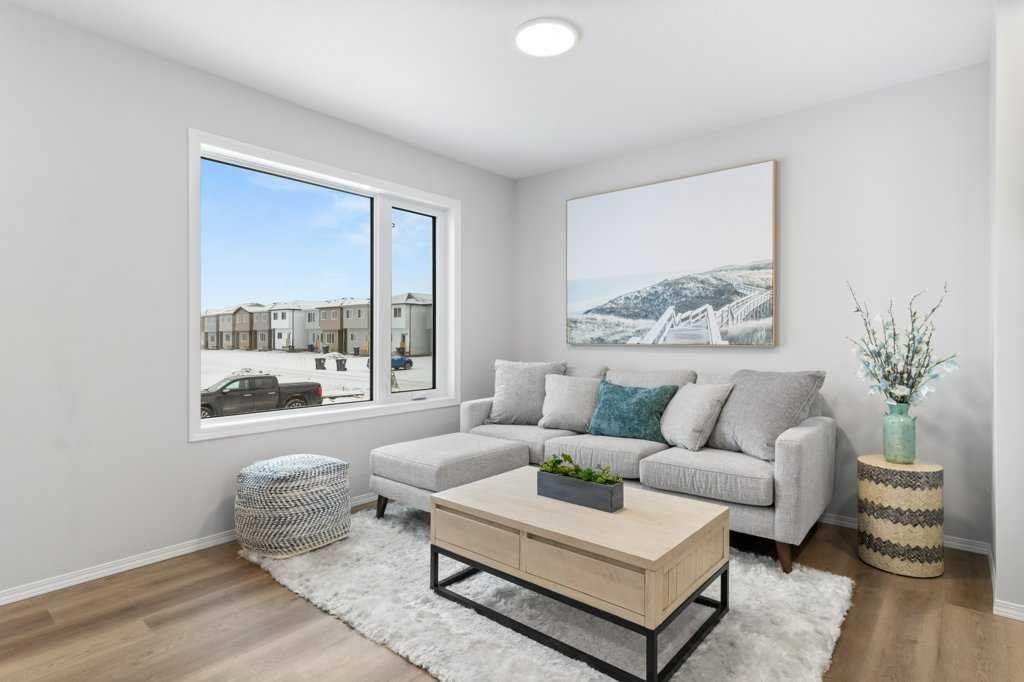 47 Louis Drive, Rural Red Deer County, AB - Indoor Photo Showing Living Room