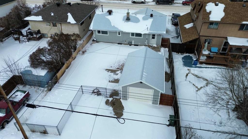 4919 46 Street, Innisfail, AB - Outdoor