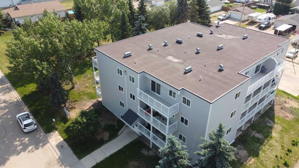 405-5418 52 Street, Camrose, AB - Outdoor With View