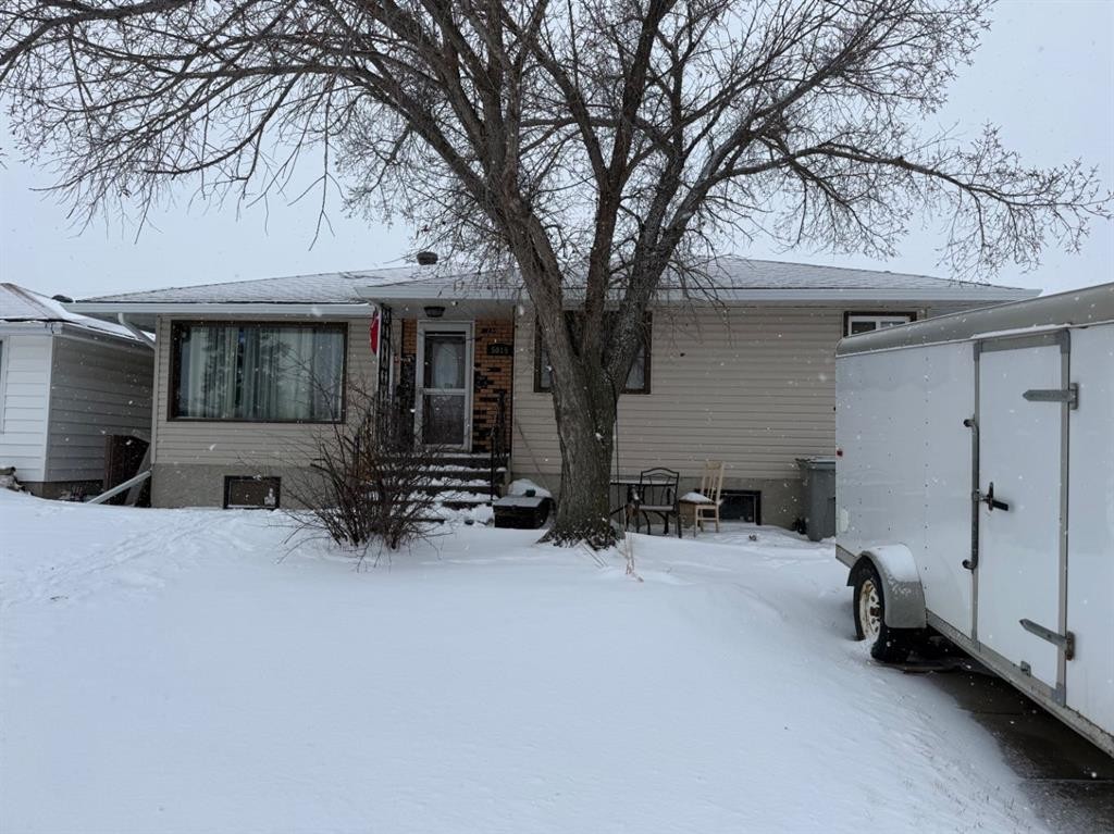 5015 46 Avenue, Millet, AB