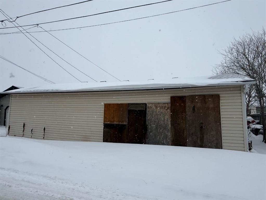 5015 46 Avenue, Millet, AB