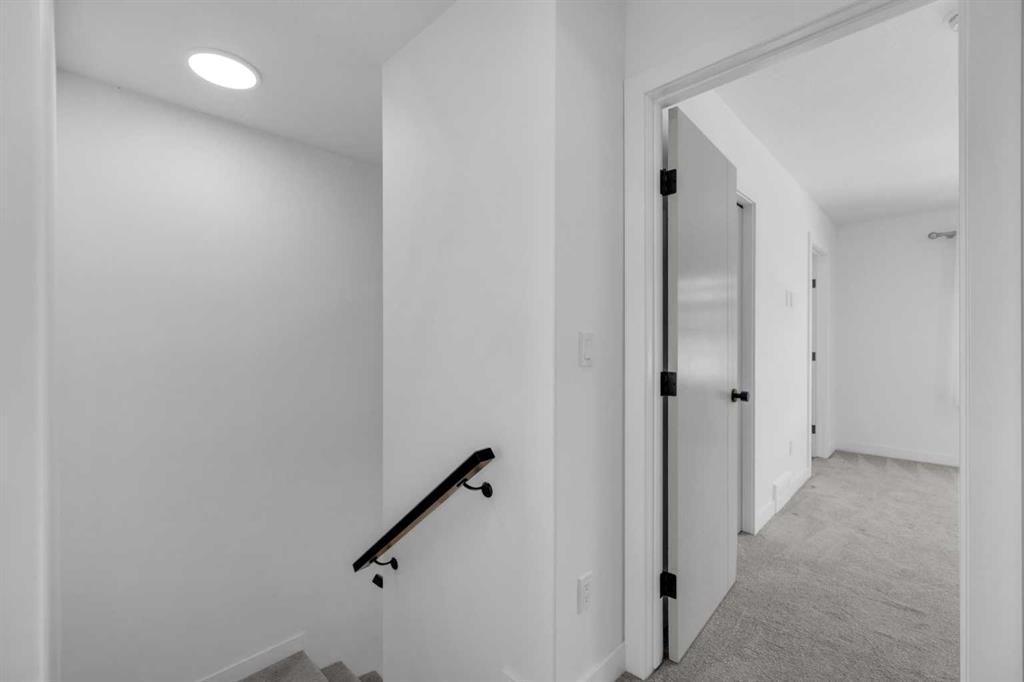 182 Ava Crescent, Blackfalds, AB - Indoor Photo Showing Other Room