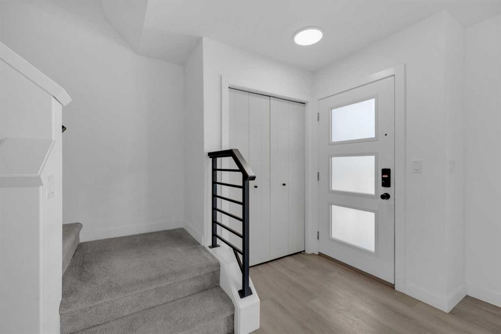 182 Ava Crescent, Blackfalds, AB - Indoor Photo Showing Other Room