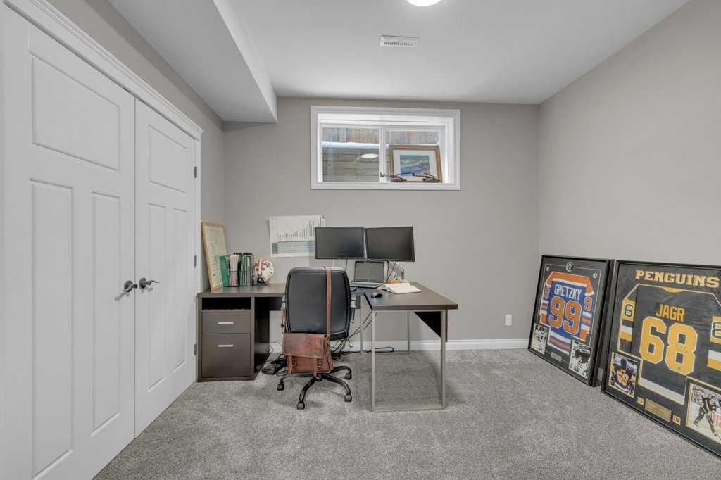 23 Bowman Circle, Sylvan Lake, AB - Indoor Photo Showing Office