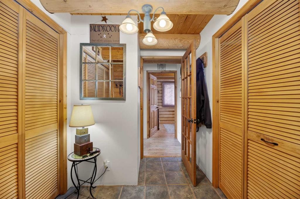 3-32460 Range Road 61, Rural Mountain View County, AB - Indoor Photo Showing Other Room