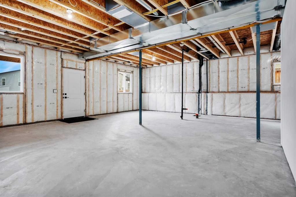 77 Maclean Close, Blackfalds, AB - Indoor Photo Showing Basement