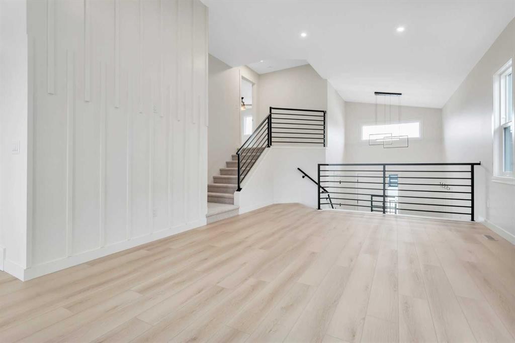 77 Maclean Close, Blackfalds, AB - Indoor Photo Showing Other Room