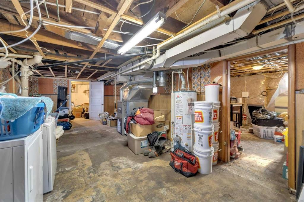 6312 48 Ave, Ponoka, AB - Indoor Photo Showing Basement