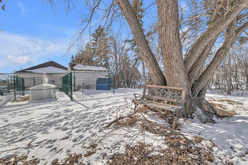 6312 48 Ave, Ponoka, AB - Outdoor