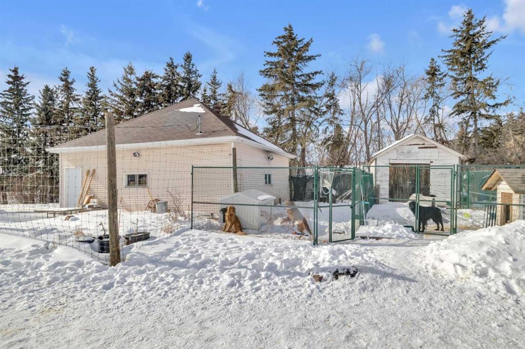 6312 48 Ave, Ponoka, AB - Outdoor