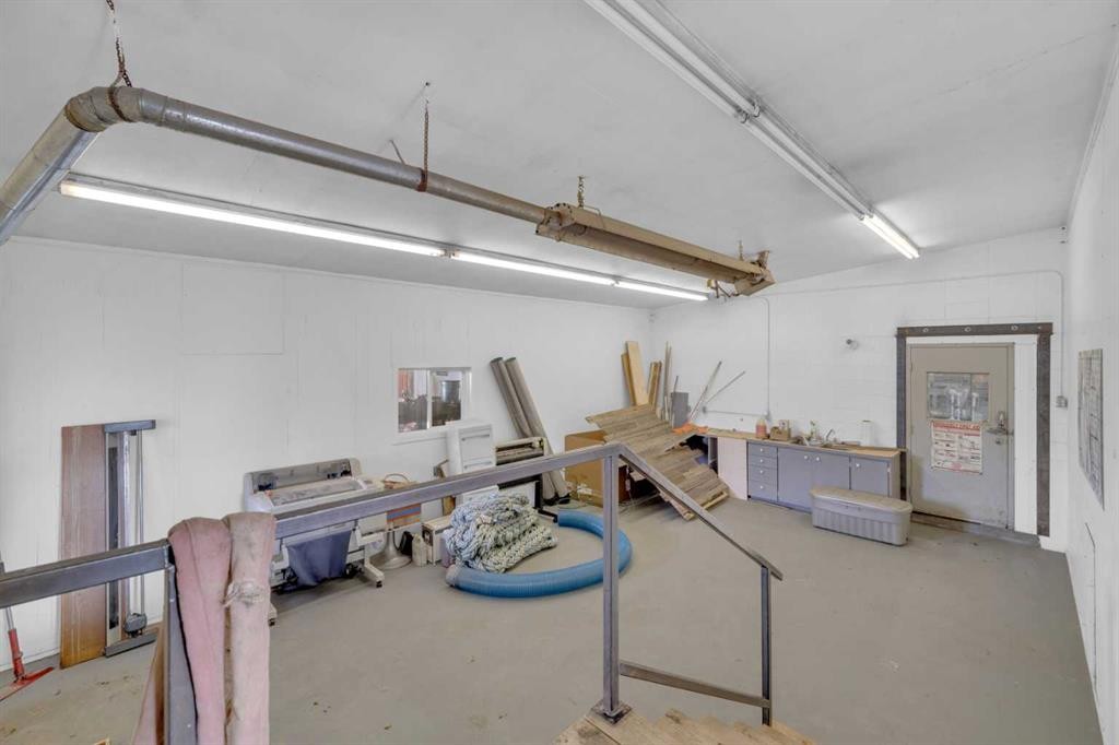 6606 42 Ave, Ponoka, AB