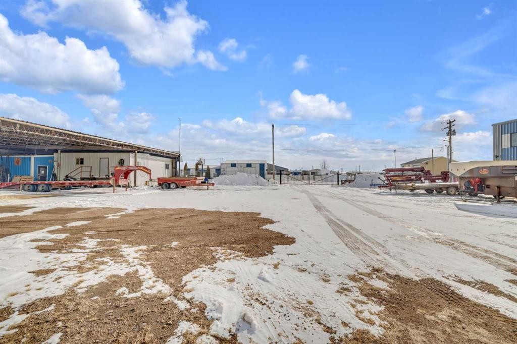 6606 42 Ave, Ponoka, AB