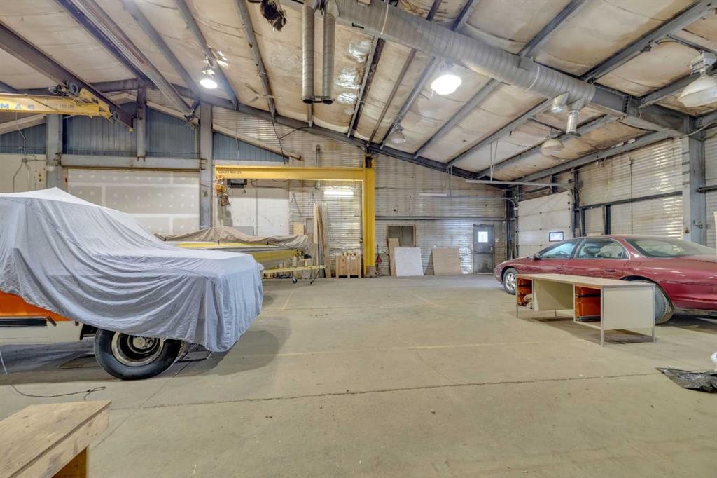 6606 42 Ave, Ponoka, AB