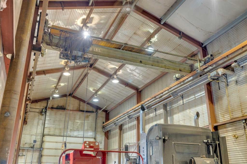 6606 42 Ave, Ponoka, AB