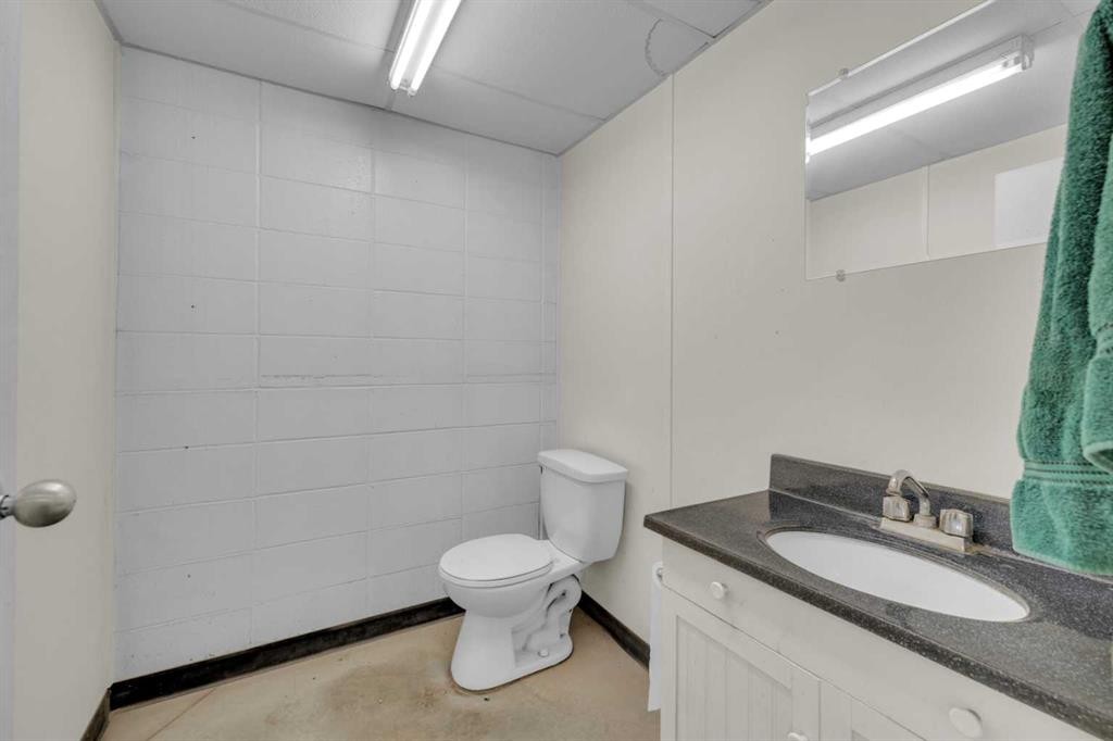 6606 42 Ave, Ponoka, AB