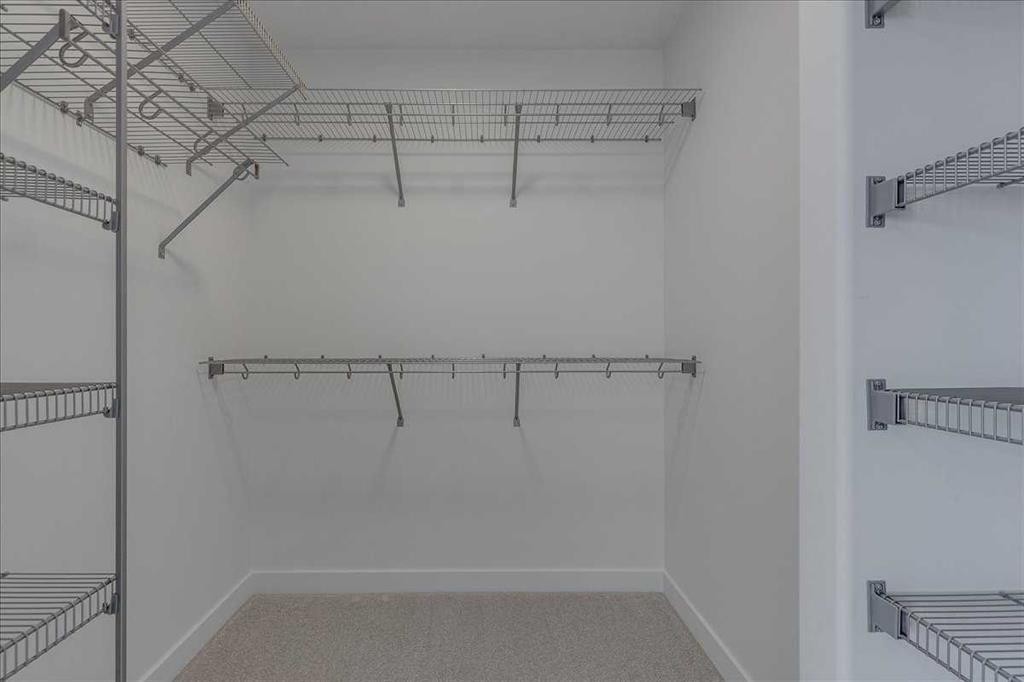 32 Inglis Crescent, Sylvan Lake, AB - Indoor With Storage