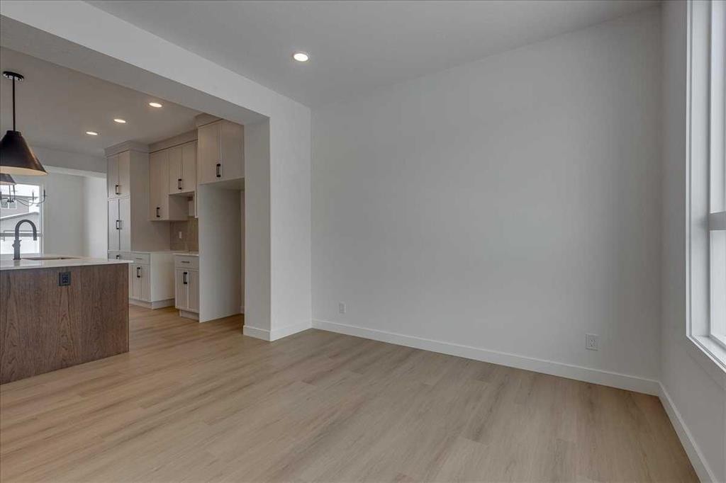 32 Inglis Crescent, Sylvan Lake, AB - Indoor