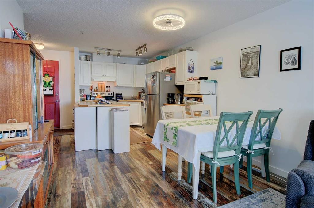 106-60 Jacobs Close, Red Deer, AB - Indoor