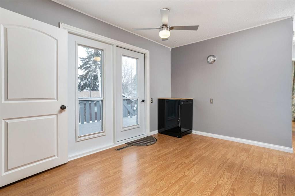 5218 53A Avenue, Camrose, AB - Indoor Photo Showing Other Room