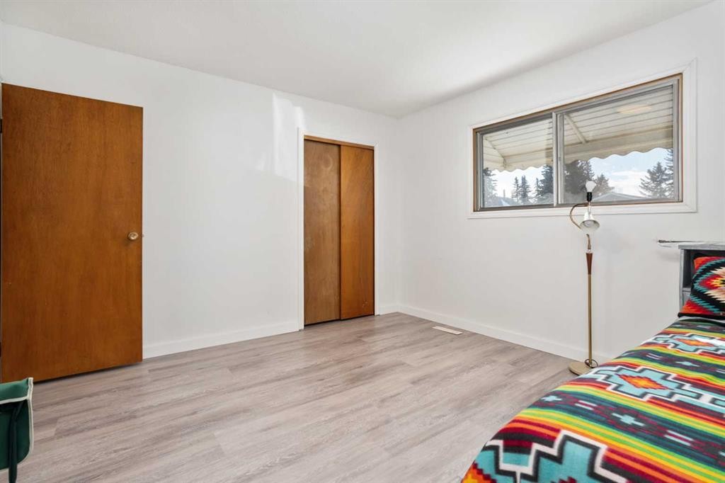 5316 55 Avenue, Viking, AB - Indoor Photo Showing Other Room