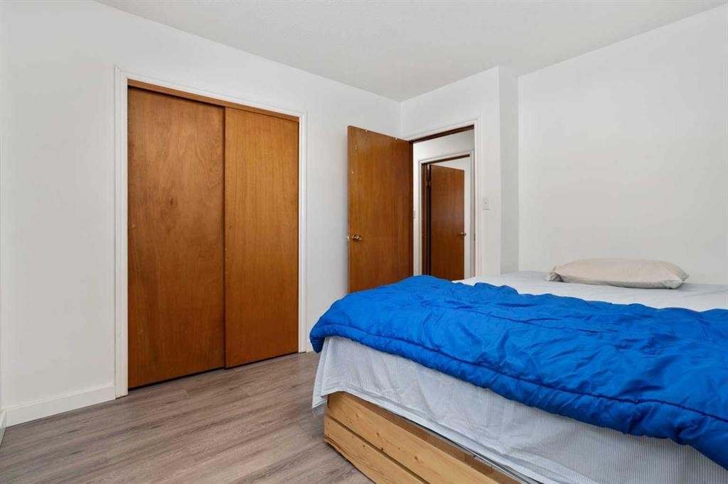 5316 55 Avenue, Viking, AB - Indoor Photo Showing Bedroom