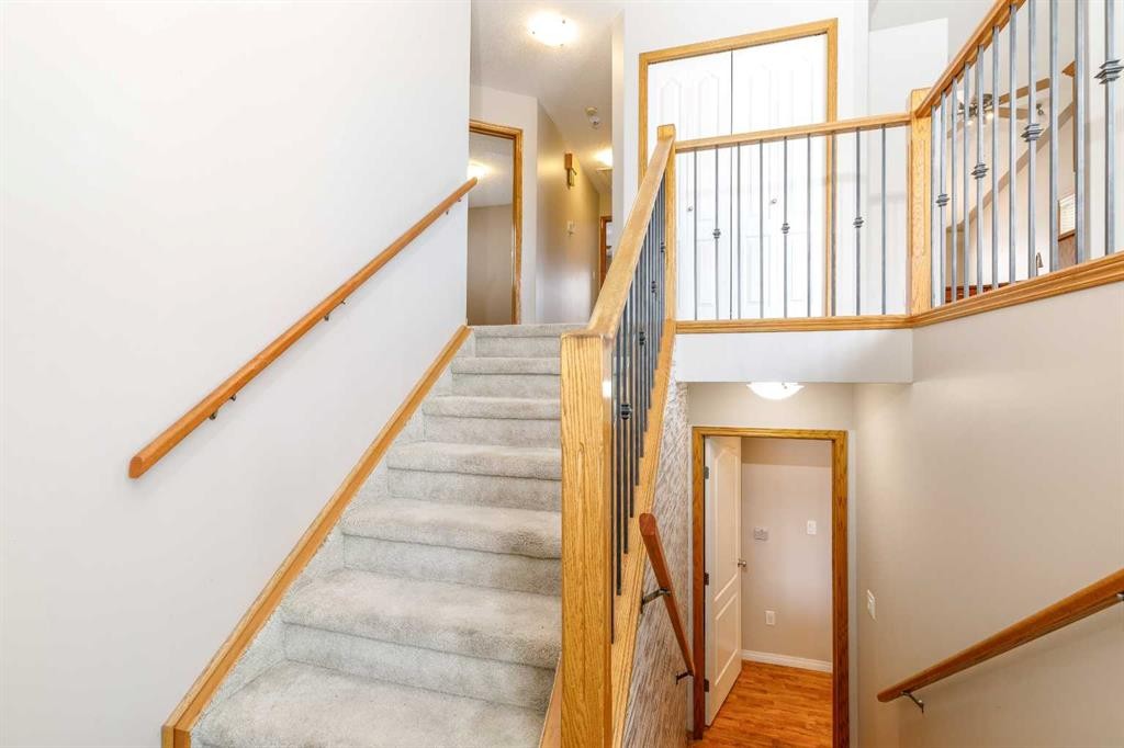 30 Ireland Crescent, Red Deer, AB - Indoor Photo Showing Other Room