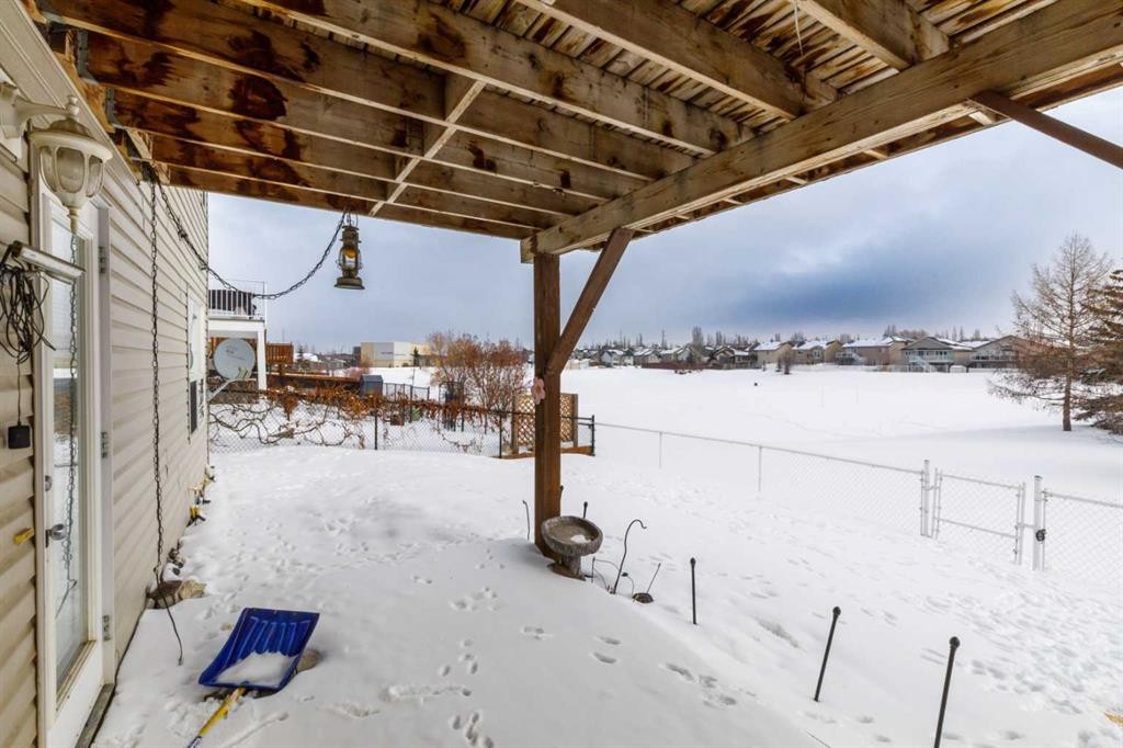 30 Ireland Crescent, Red Deer, AB - Outdoor