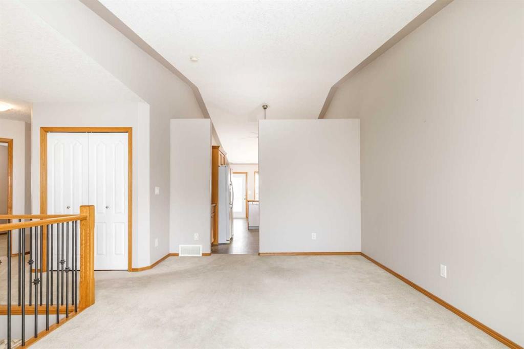 30 Ireland Crescent, Red Deer, AB - Indoor Photo Showing Other Room
