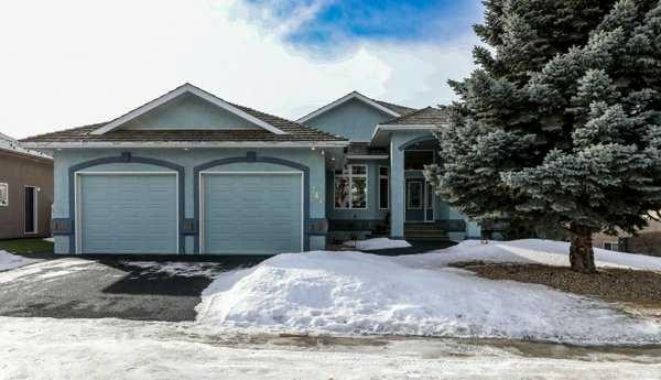 147 Alexander Crescent, Red Deer, AB - Outdoor With Facade