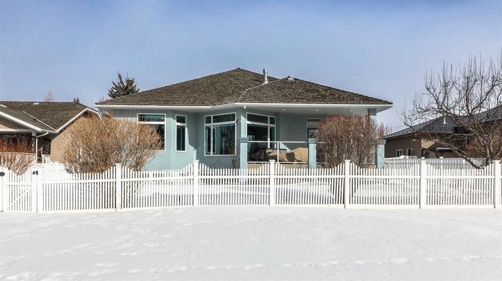 147 Alexander Crescent, Red Deer, AB - Outdoor