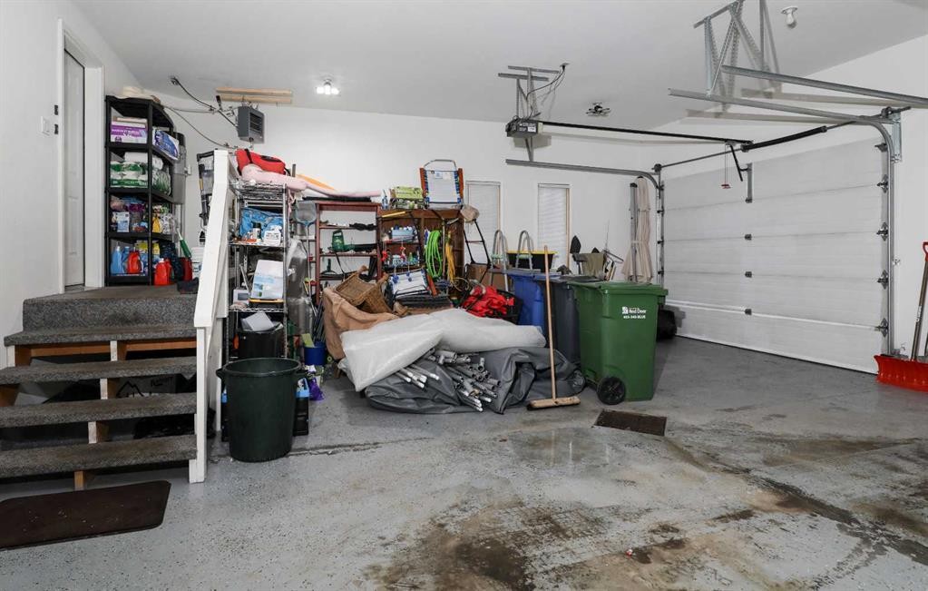 147 Alexander Crescent, Red Deer, AB - Indoor Photo Showing Garage