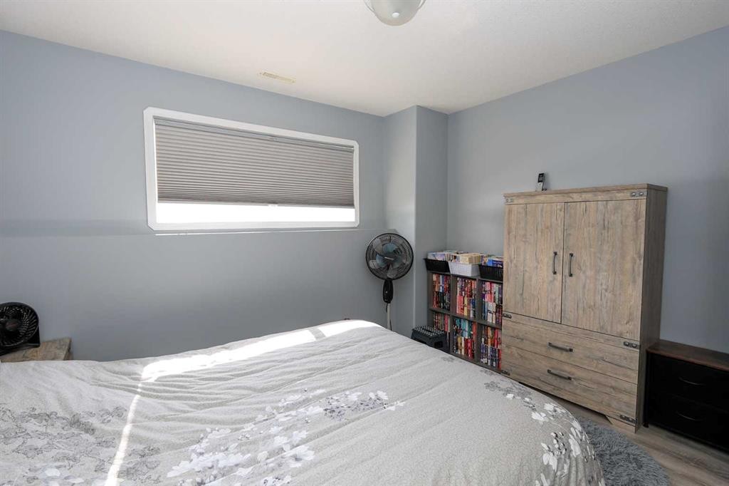 16 Durand Crescent, Red Deer, AB - Indoor Photo Showing Bedroom