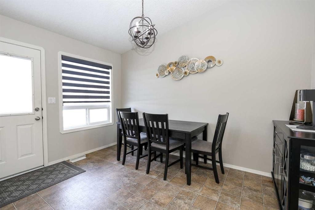 16 Durand Crescent, Red Deer, AB - Indoor Photo Showing Dining Room