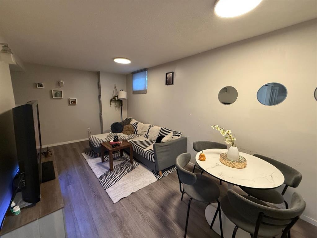 6320 Hewson Avenue, Red Deer, AB - Indoor