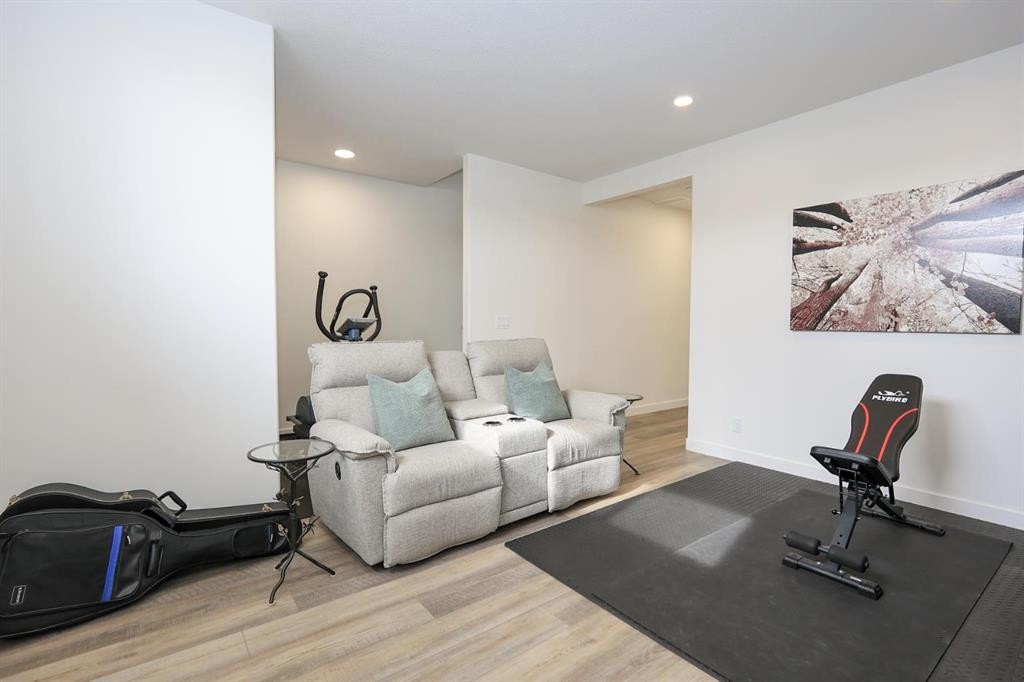 E-2 Evergreen Way, Red Deer, AB - Indoor