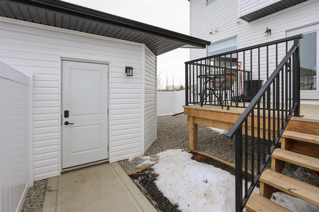 E-2 Evergreen Way, Red Deer, AB - Outdoor With Exterior