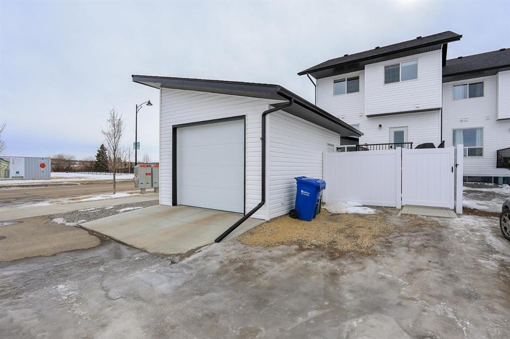 E-2 Evergreen Way, Red Deer, AB - Outdoor With Exterior