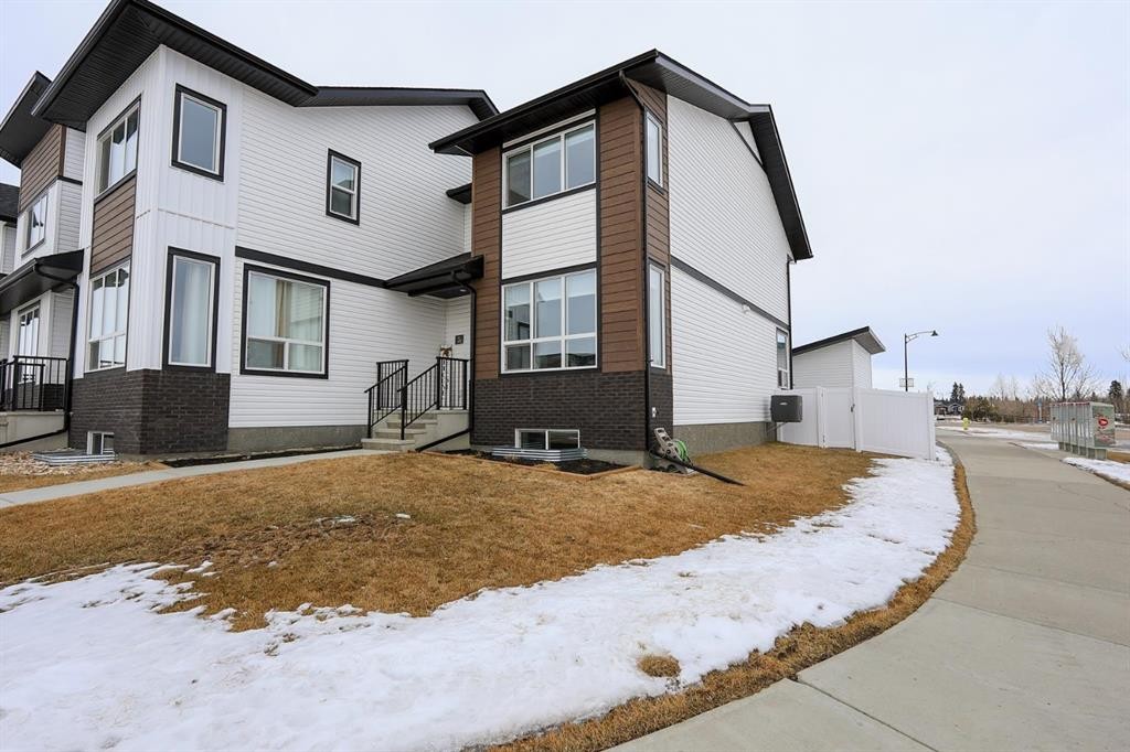 E-2 Evergreen Way, Red Deer, AB - Outdoor With Exterior