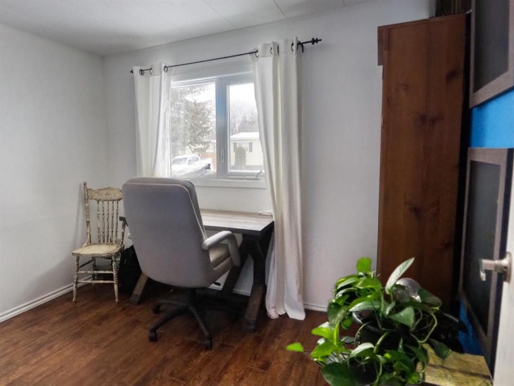 62 Parkland Drive, Sylvan Lake, AB
