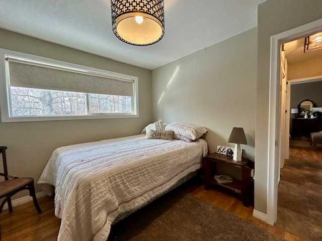 502 Plover Close, Pelican Point, AB - Indoor Photo Showing Bedroom