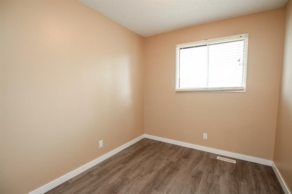 36 Mcblane Close, Red Deer, AB - Indoor Photo Showing Other Room